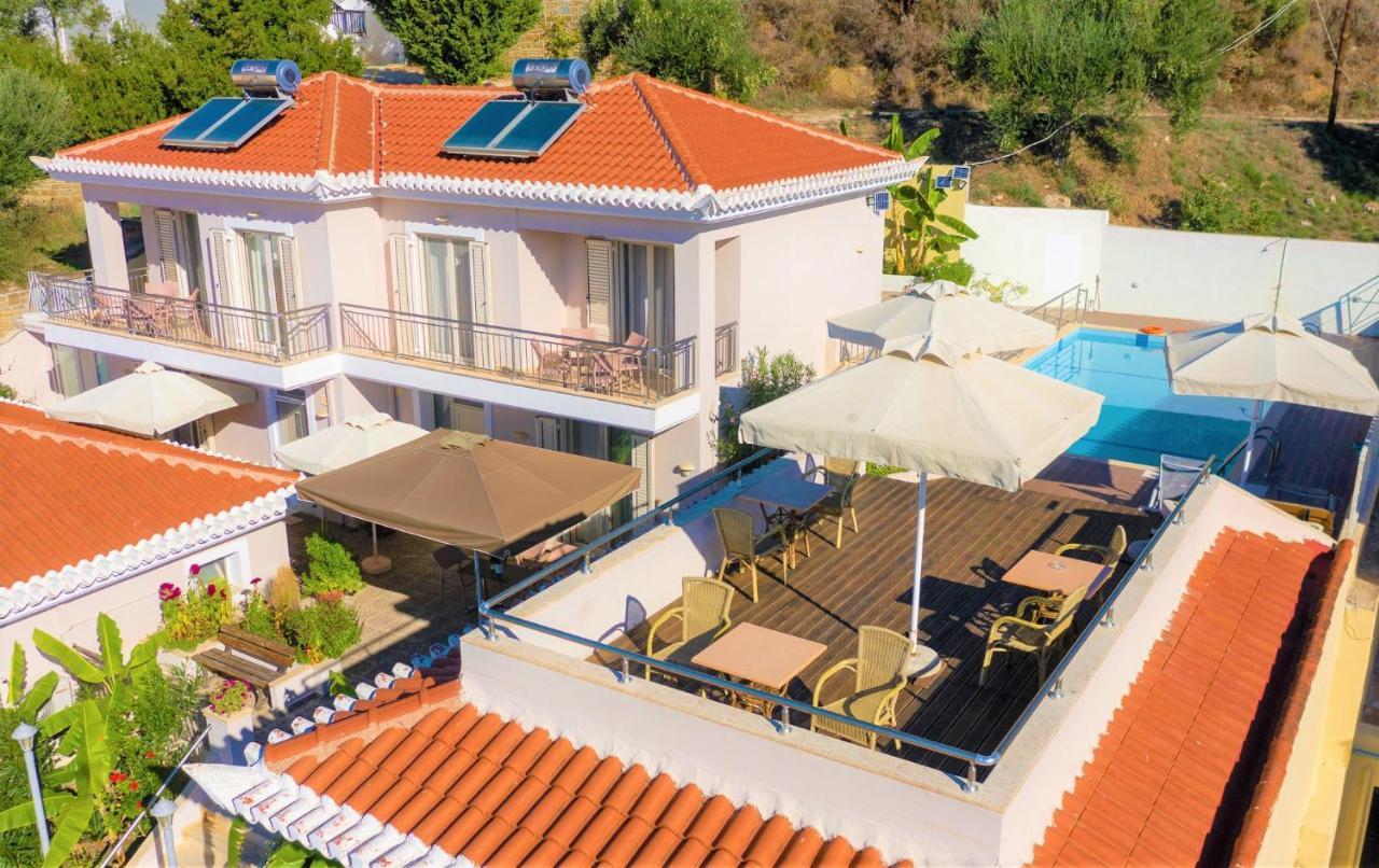 Vereniki Apartments Finikounta Exterior photo
